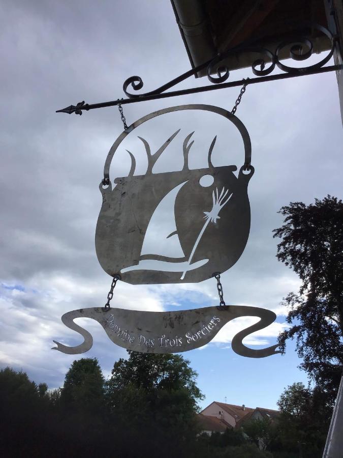 Bed and Breakfast Domaine Des Trois Sorciers Bouxwiller  Exterior foto