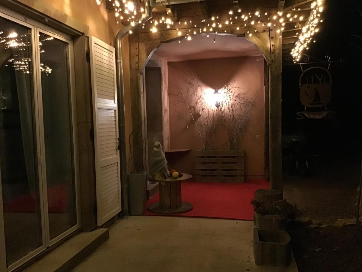 Bed and Breakfast Domaine Des Trois Sorciers Bouxwiller  Exterior foto