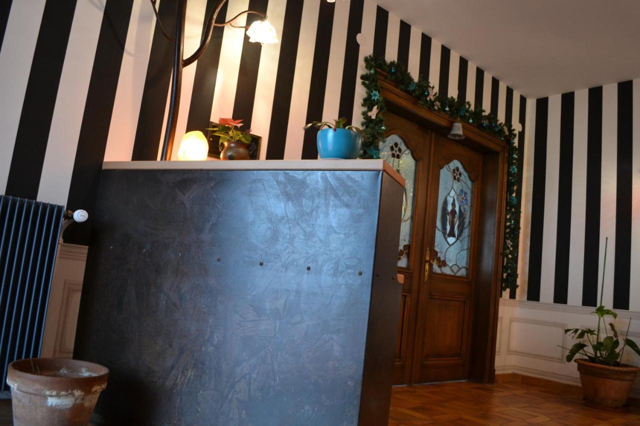 Bed and Breakfast Domaine Des Trois Sorciers Bouxwiller  Exterior foto